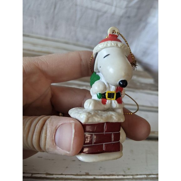United feature Snoopy Santa bag chimney ornament X - Picture 5 of 6